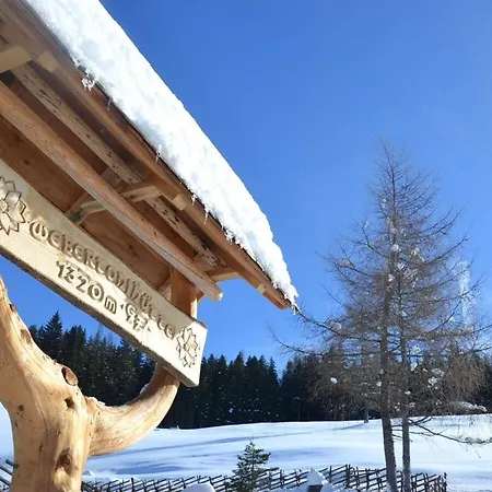 Webertonihuette Modern Retreat Kliening