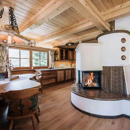 Webertonihuette Modern Retreat Kliening